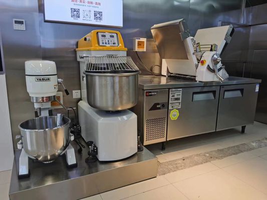탁상용 현금 판자공 기계 이중 속도 레프이사벨 반죽 과자 라미네이터 기계 0.55 kw 모터 단순 작동