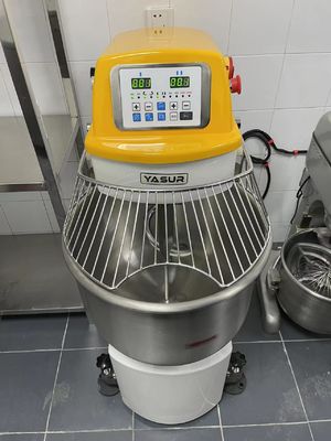 260 파운드 국내 나선형 도우 믹서 4.5 kw 산업적 나선형 믹서 이중 속도 디지털 제어
